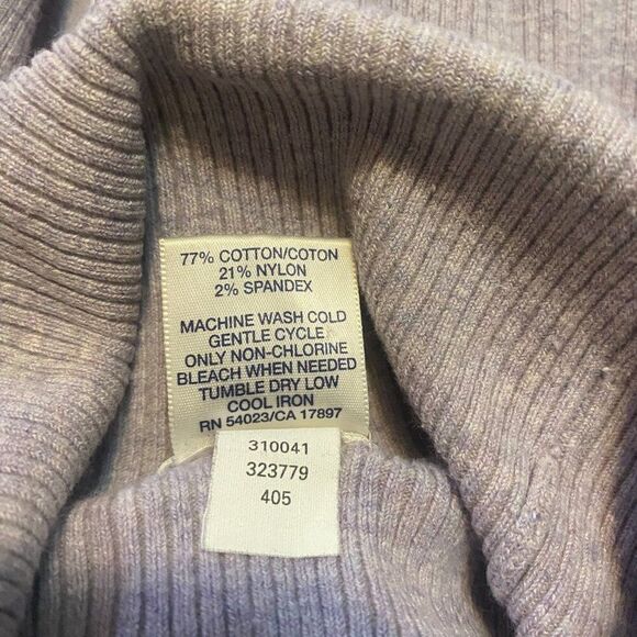 Old Navy Lavender Knit turtleneck sweater, size XXL - Picture 5 of 5